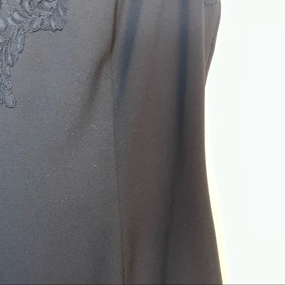 Carmen Marc Valvo Black Embroidered Mini Formal Dress Size 8 - Picture 4 of 7